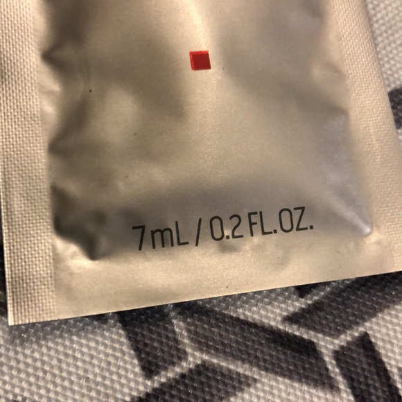 Goldwell Kerasilk Multi Sample Bag - Picture 16 of 16